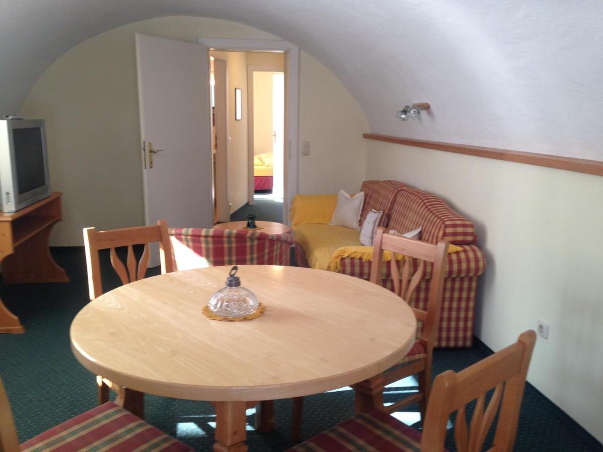 שטרובל Appartements Im Forsthaus מראה חיצוני תמונה